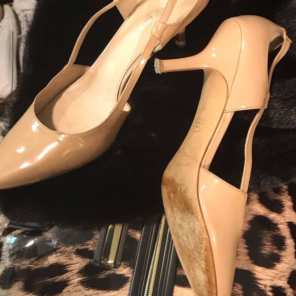 Via Spiga neutral size 8 shoes
